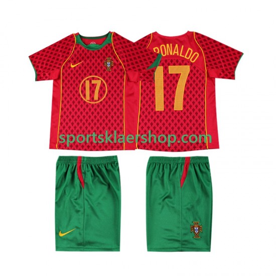 Portugal drakt Cristiano Ronaldo 17 Retro Hjemmetrøye Kort erm 2004 , Barnesett