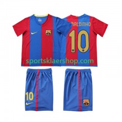 FC Barcelona drakt RONALDINHO 10 2007 Retro Hjemmetrøye Kort erm 2006 , Barnesett