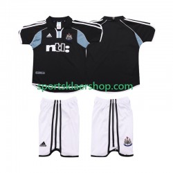 Newcastle United drakt 2000 2001 Retro Bortetrøye Kort erm , Barnesett